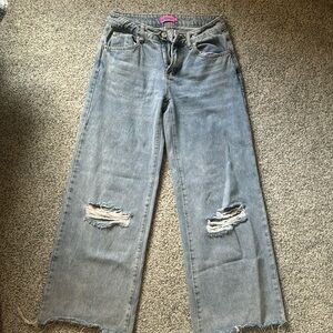 Edikted low-rise, ripped, light blue wash jeans - barely worn in good condition